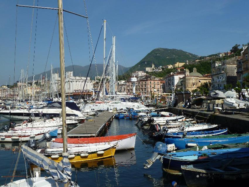 Villa Amore Castellammare di Stabia Exteriör bild